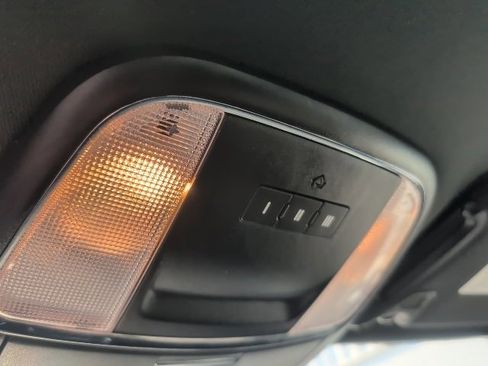 Used 2017 Dodge Charger SXT w/ Driver Confidence Group image 23