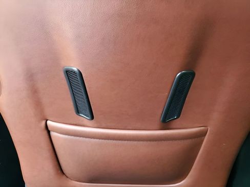 Used 2018 Cadillac Escalade Luxury image 21