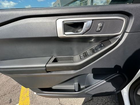 New 2025 Ford Explorer 4WD Police Interceptor image 16