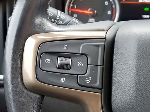 Used 2022 Chevrolet Silverado 1500 High Country w/ Z71 Off-Road Package image 11