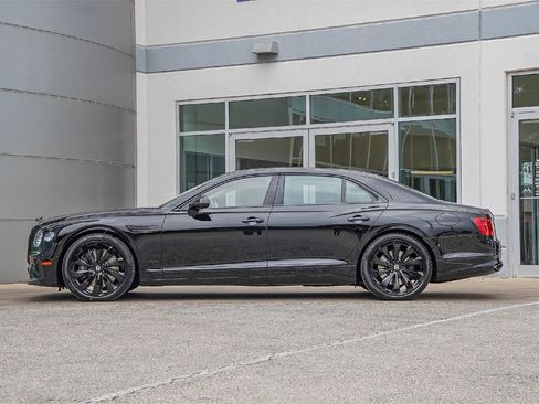 New 2026 Bentley Flying Spur Plug-In Hybrid image 16