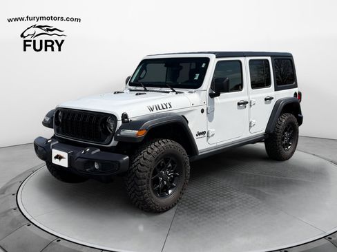 Used 2025 Jeep Wrangler Unlimited Sport AWD/4WD image 8