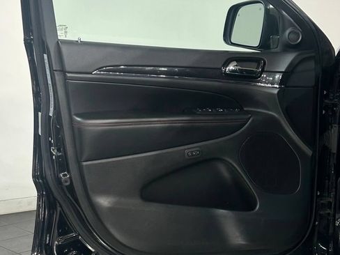 Used 2019 Jeep Grand Cherokee Trailhawk AWD/4WD image 37