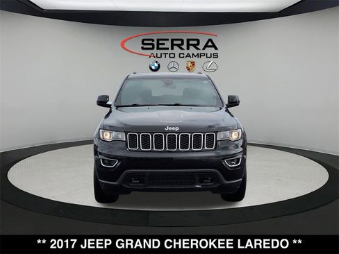 Used 2017 Jeep Grand Cherokee Laredo w/ Quick Order Package 23E image 17