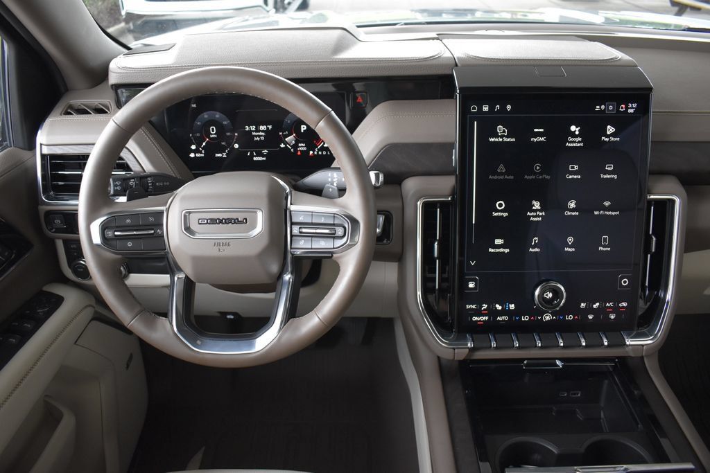 Used 2026 GMC Yukon XL Denali w/ Sun & Power Step Package AWD/4WD image 3