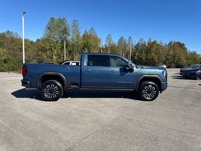 Used 2026 GMC Sierra 2500 Denali Ultimate w/ Max Trailering Package AWD/4WD image 3