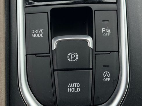 Used 2020 Hyundai Santa Fe SEL w/ Convenience + Premium Package FWD image 27
