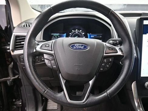 Used 2024 Ford Edge Titanium AWD/4WD image 20