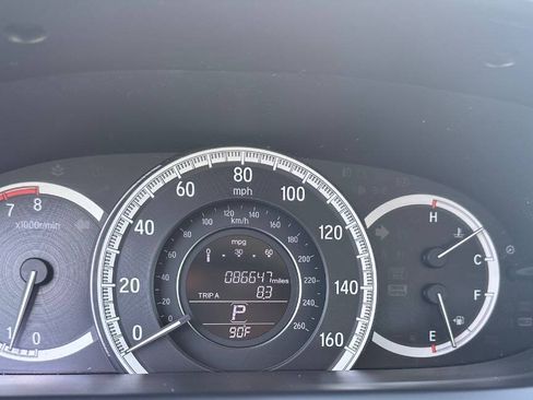 Used 2016 Honda Accord LX image 21