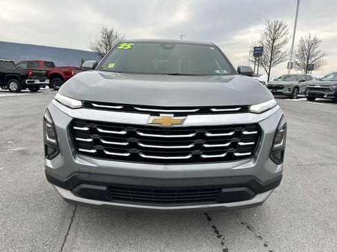 Used 2025 Chevrolet Equinox LT image 12