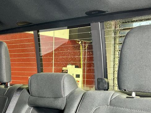 Certified 2025 RAM 1500 Big Horn AWD/4WD image 44