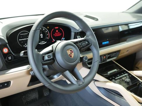 New 2026 Porsche Cayenne AWD/4WD image 4