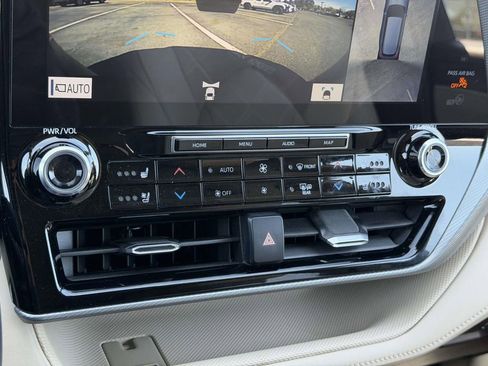 Certified 2020 Toyota Highlander Platinum image 5