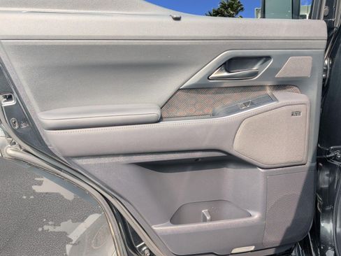 Used 2024 Lexus GX 550 w/ Accessory Package (Z1) AWD/4WD image 24