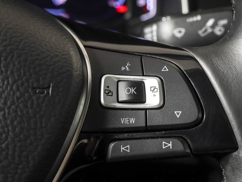 Used 2019 Volkswagen Jetta SEL w/ Cold Weather Package FWD image 28