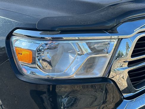 Used 2019 RAM 1500 Big Horn AWD/4WD image 8