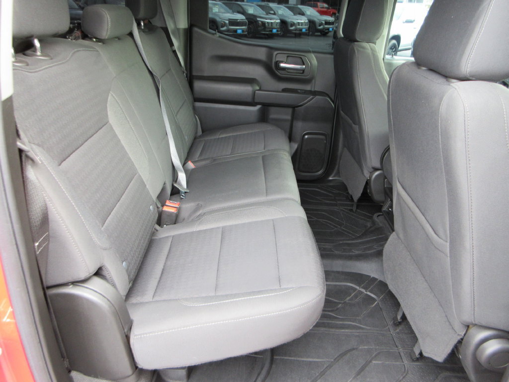 Certified 2022 Chevrolet Silverado 1500 Custom AWD/4WD image 18