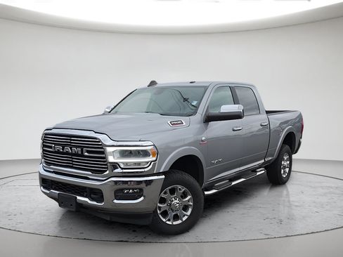 Used 2022 RAM 2500 Laramie AWD/4WD image 1