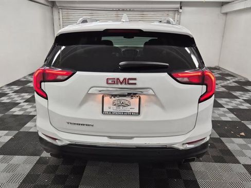 Used 2020 GMC Terrain SLT w/ Preferred Package image 5