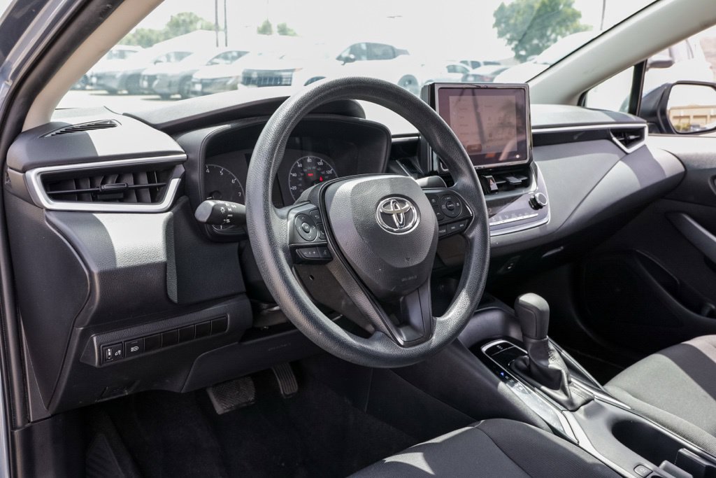 Used 2024 Toyota Corolla LE FWD image 18