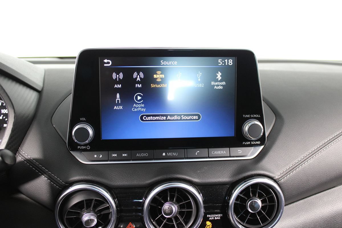 Used 2025 Nissan Sentra SV FWD image 17