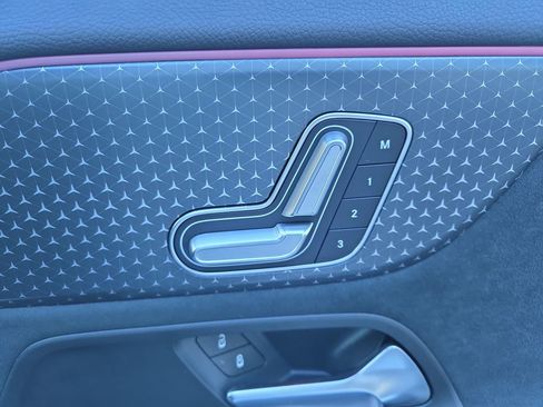 Certified 2024 Mercedes-Benz GLA 250 GLA 250 image 17