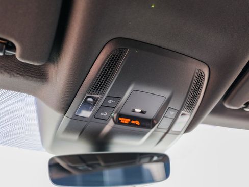 New 2026 Porsche Taycan image 21