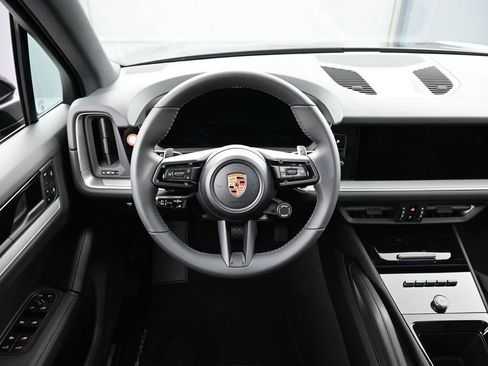 New 2026 Porsche Cayenne AWD/4WD image 18