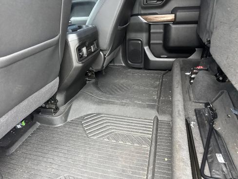 Used 2021 Chevrolet Silverado 1500 LT Trail Boss w/ Convenience Package II AWD/4WD image 13