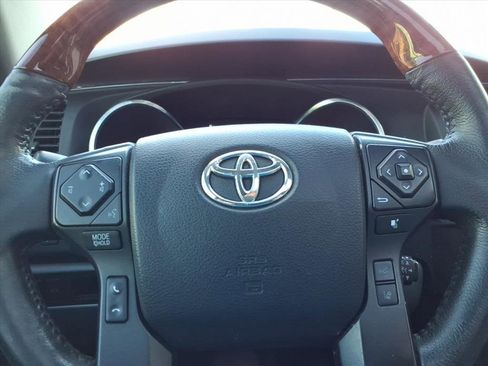 Used 2020 Toyota Sequoia Platinum image 26