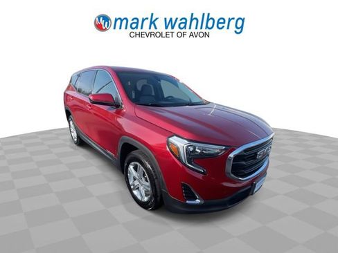 Certified 2018 GMC Terrain SLE FWD image 2