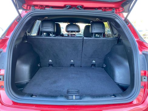 Used 2025 Jeep Compass Limited image 32