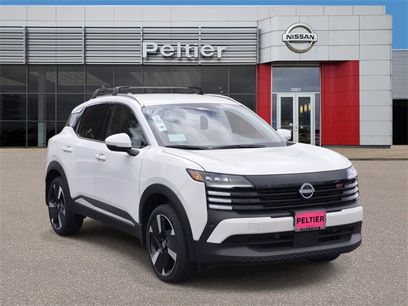 New 2025 Nissan Kicks SR w/ Illumination Package