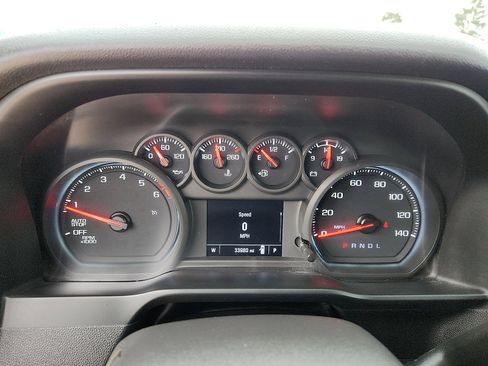 Used 2024 Chevrolet Silverado 1500 Custom image 17