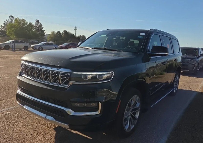 Used 2022 Jeep Grand Wagoneer Series II AWD/4WD image 1