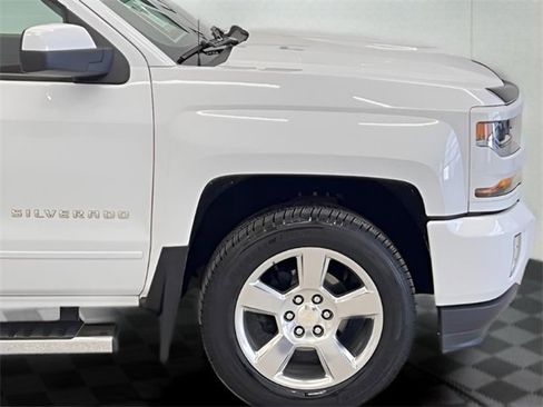Used 2018 Chevrolet Silverado 1500 LT w/ All Star Edition image 23