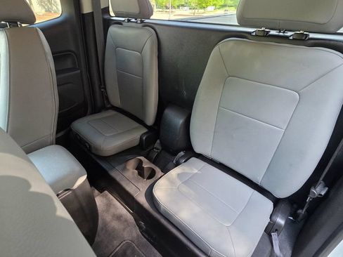 Used 2022 Chevrolet Colorado W/T w/ WT Convenience Package RWD image 24