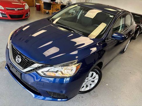 Used 2017 Nissan Sentra S FWD image 9