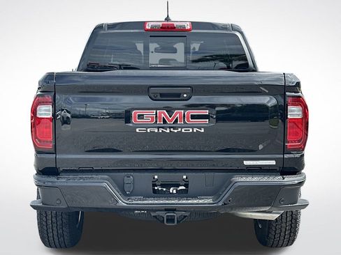 New 2026 GMC Canyon Elevation w/ Convenience Package image 7