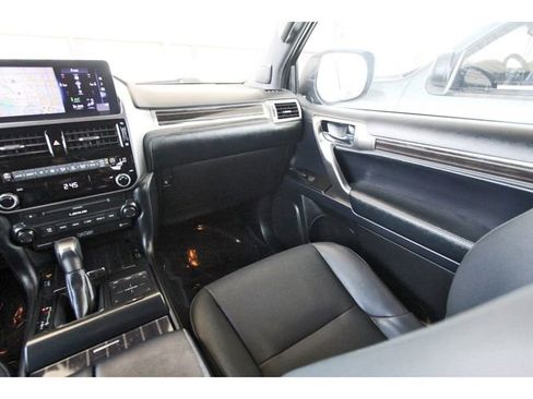 Used 2023 Lexus GX 460 Premium AWD/4WD image 9