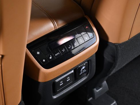 Certified 2026 INFINITI QX60 Autograph w/ Dark Cargo Package image 25