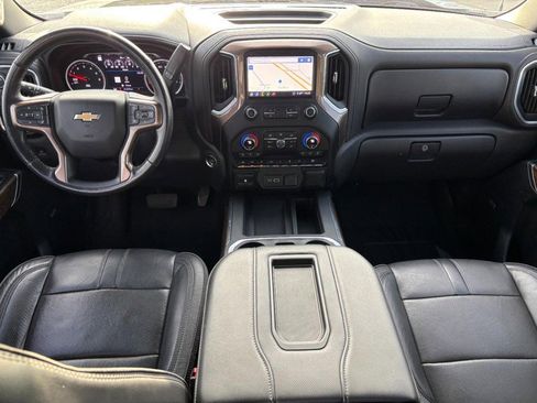 Certified 2020 Chevrolet Silverado 1500 High Country w/ Technology Package image 11