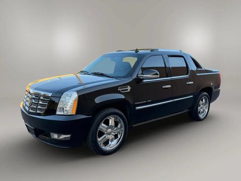 Used 2011 Cadillac Escalade EXT Premium AWD/4WD image 8