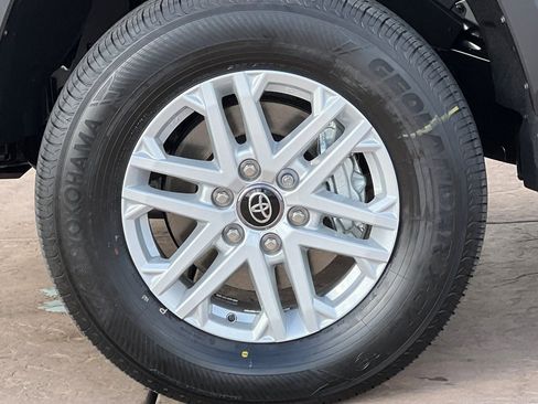 New 2025 Toyota Tundra SR5 image 33