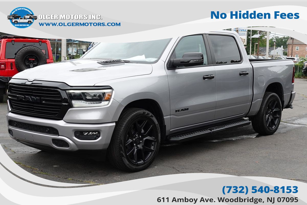 Used 2024 RAM 1500 Laramie AWD/4WD image 1