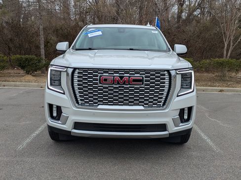 Used 2021 GMC Yukon Denali image 9