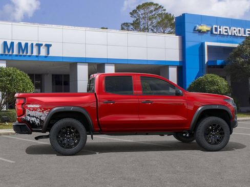 New 2026 Chevrolet Colorado Trail Boss AWD/4WD image 5