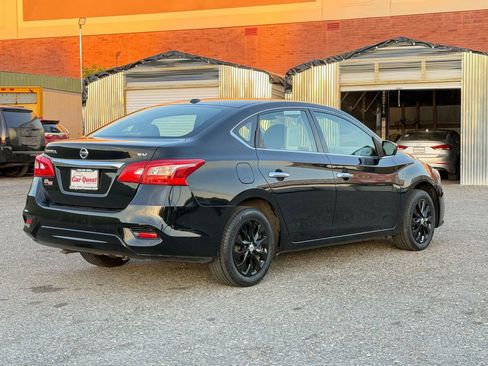 Used 2018 Nissan Sentra SV FWD image 7