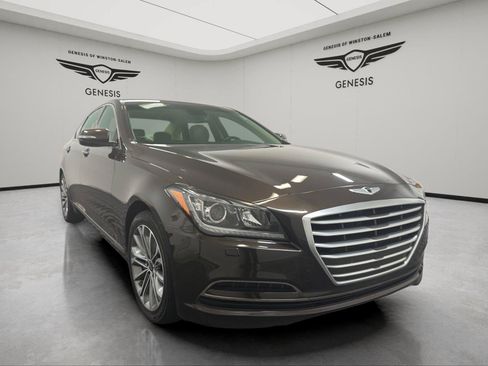 Used 2015 Hyundai Genesis 3.8 AWD/4WD image 7