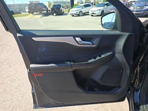 Used 2021 Ford Escape SEL image 11